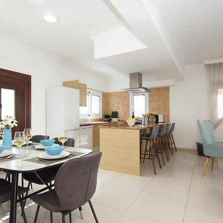 Villa Alyson Paralimni Exteriör bild