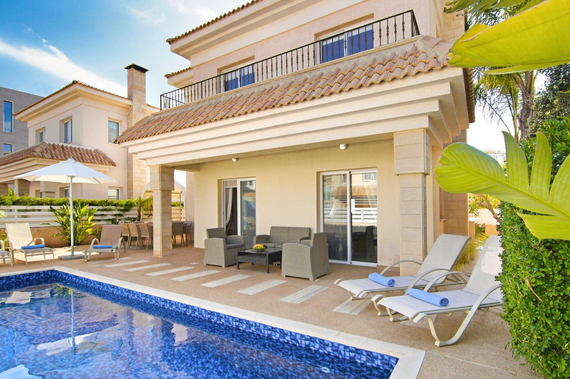 Villa Alyson Paralimni Exteriör bild