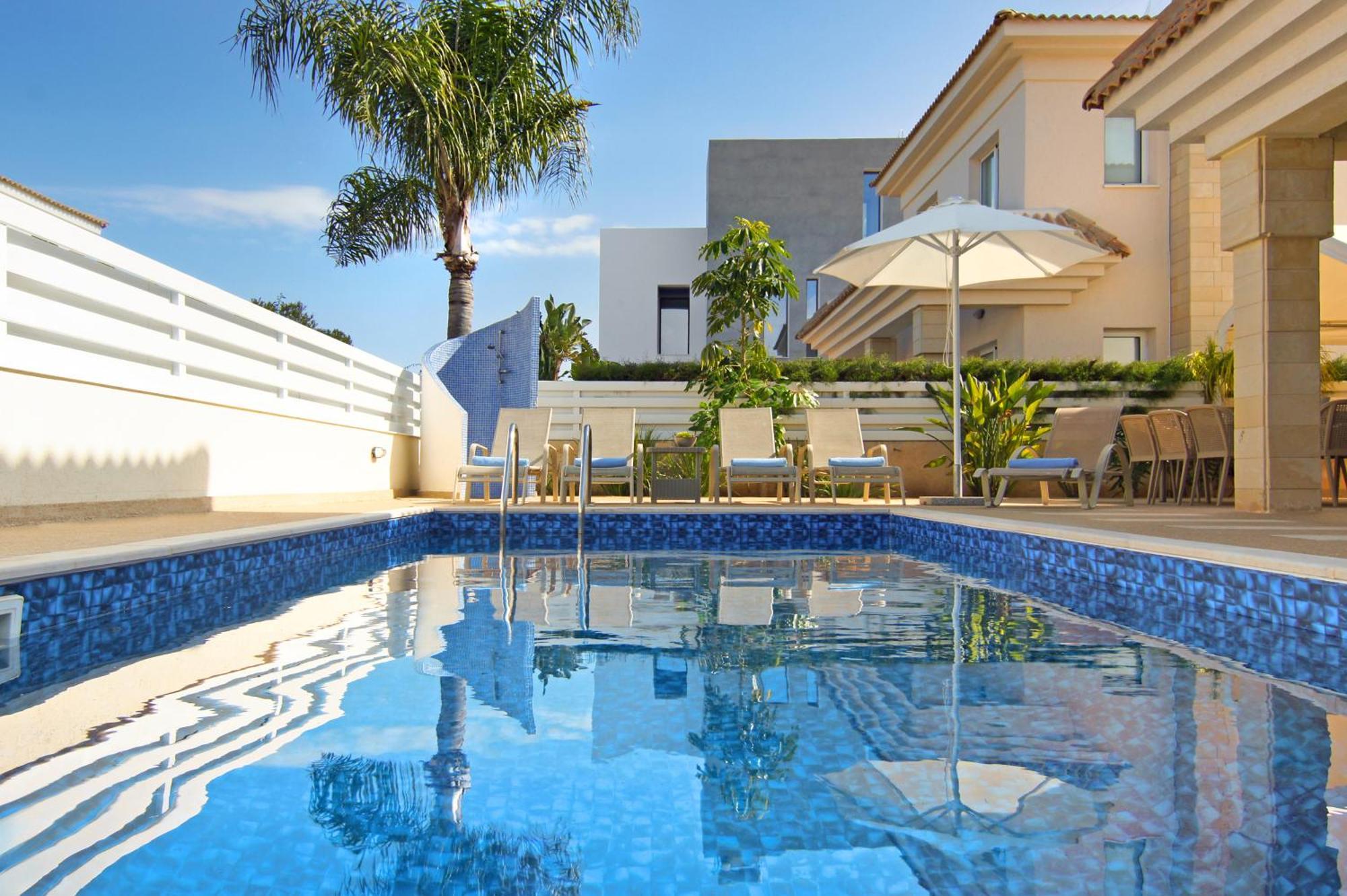 Villa Alyson Paralimni Exteriör bild
